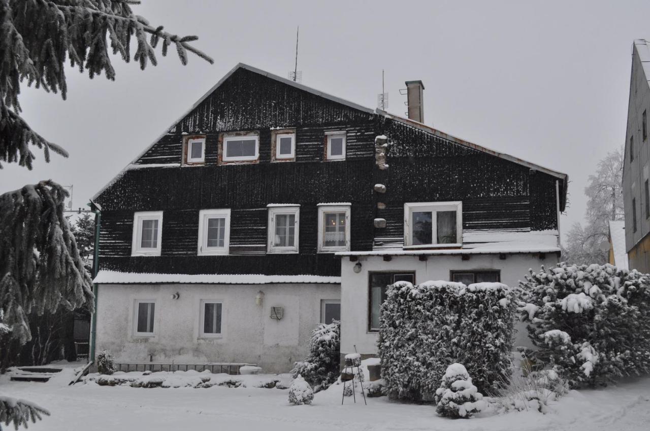 Apartmany Nemo Horni Blatna Exterior photo